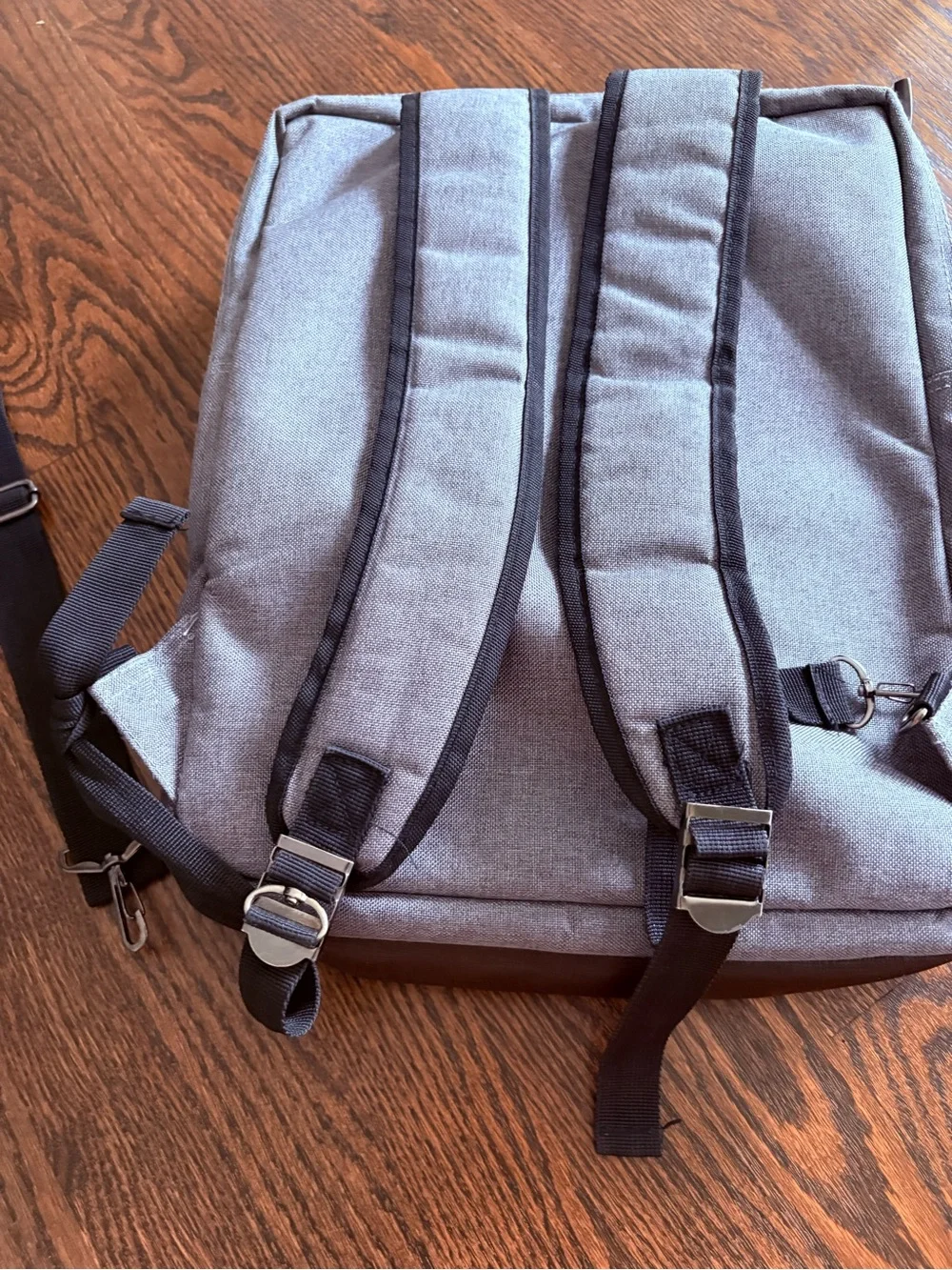 N/A unisex gray